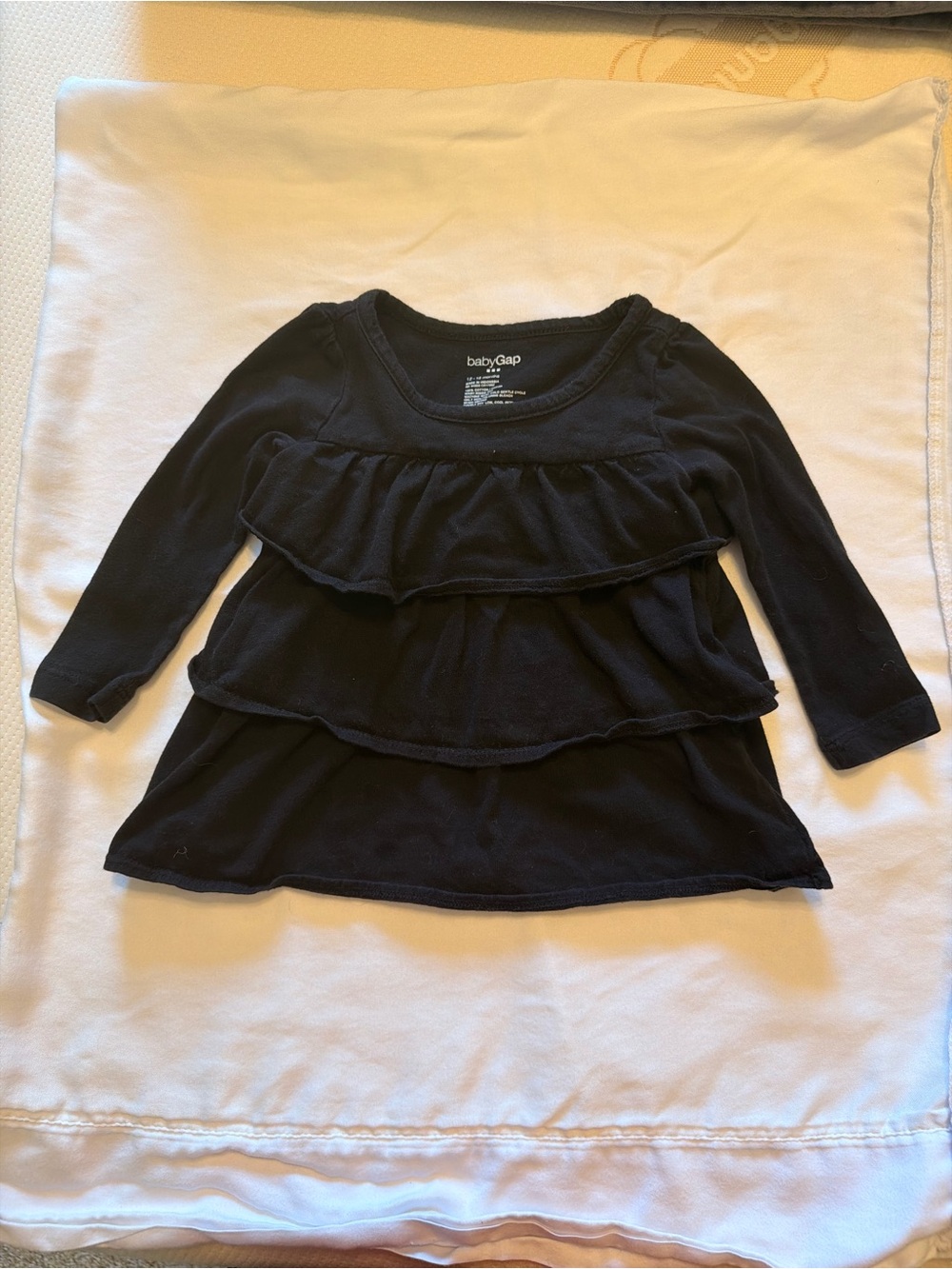 babyGAP Black Ruffle Long Sleeve Top 12–18M (Fits 9–12M)